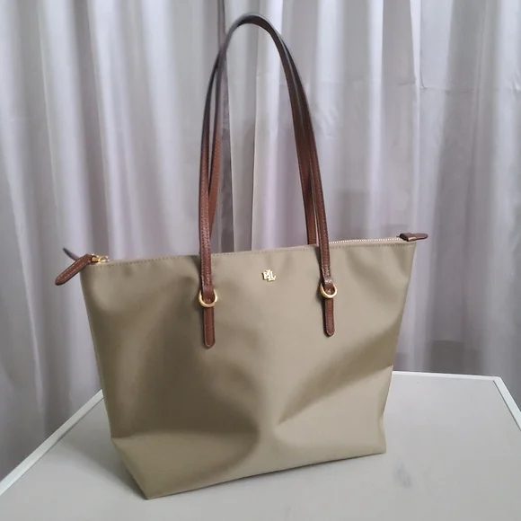 Ralph Lauren Tote Bag with leather straps R$150 - Picture 2 of 10